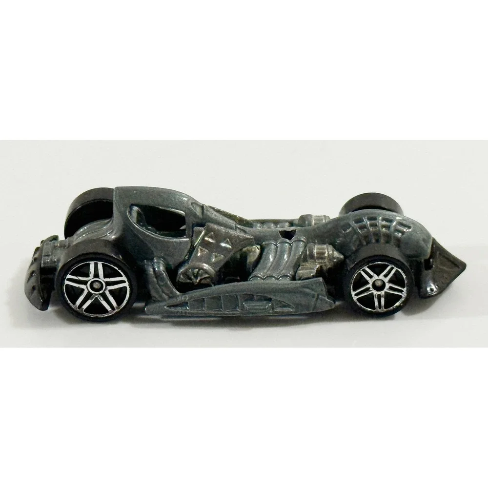 Hot Wheels Cloak and Dagger Kids 1:64 Grey Metallic Fantasy Diecast Car
